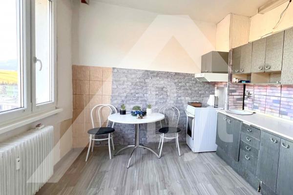 2-IZBOVÝ BYT NA ul. POĽNÁ  blízko pri ÚVN, pôvodný stav