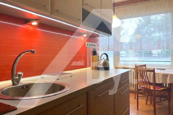 VEĽKÝ RODINNÝ 3-IZBOVÝ BYT S BALKÓNOM, PRI NEMOCNICI